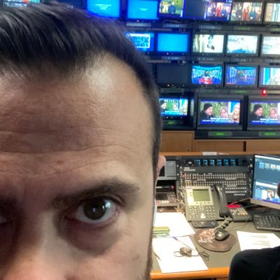 barbapress's profile picture. Roma e #ASR 🟨🟥 | Giornalista e autore tv, ora a @vitaindiretta, @rai1 🇮🇹 | 🎯 Darts Player ⚫️🟡 | “Uomo d'ordine” (cit.)