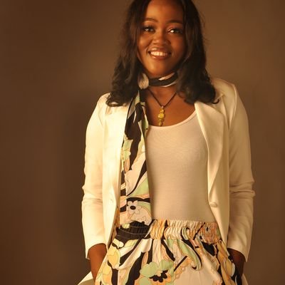 LIVE - LOVE - LAUGH - REPEAT🤍🌹
Manager for Klaire collection❤ || Affiliate and Digital marketer || Student || God's own favourite 😊