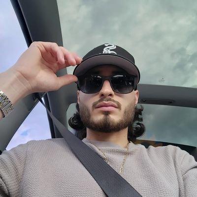 1Rayislas's profile picture. ig: ray.islas.1