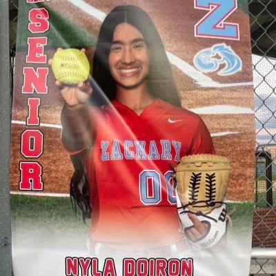 Nyla Doiron uncommitted 2024 C/UTL • 4.5 GPA • HEISMAN HighSchoolWinner • ZHS Student Of The Year  • Email: nycatch22@yahoo.com