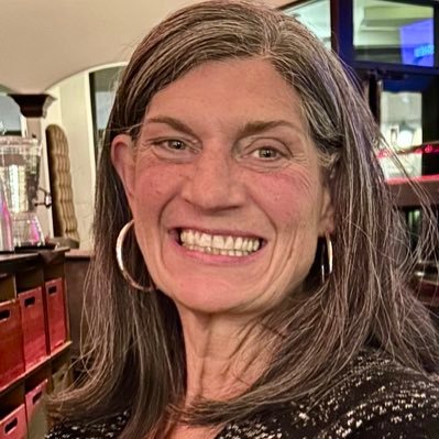 Lynda Tuttle's Art Center - Empowering Lives Through the Arts ...Fine Art Gallery, Art Education, Art Intervention & Community ARTReach Programs