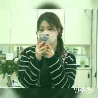 chhunminju's profile picture. roselin__official 🤍
𝐾𝑀𝑈. 𝘷𝘪𝘴𝘶𝘢𝘭 𝘤𝘰𝘮𝘮𝘶𝘯𝘪𝘤𝘢𝘵𝘪𝘰𝘯 𝘥𝘦𝘴𝘪𝘨𝘯
· 𝘳𝘰𝘴𝘦́𝘭𝘪𝘯 𝘴𝘶𝘮𝘮𝘦𝘳 𝘮𝘢𝘥𝘦 𝟤차  𝘴𝘩𝘰𝘦𝘴 𝟩월중 𝘰𝘱𝘦𝘯