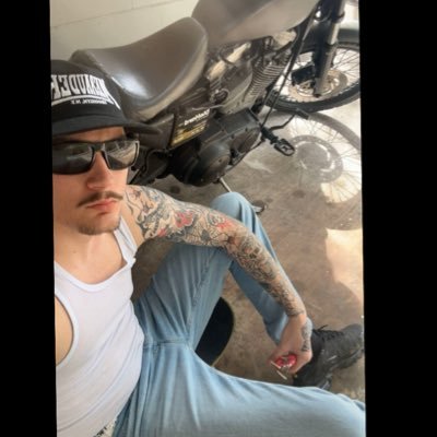 gothboycock's profile picture. 𝕱𝖑𝖔𝖗𝖎𝖉𝖆🌴 6'3 205lbs another bad boyy