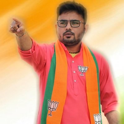 Secretary, BJYM, Jadavpur | Rider🏍 | MBA in IT | Pen Operator ✍ | Passionate photographer 📷 | Views are Personal.RTs not endorsement.