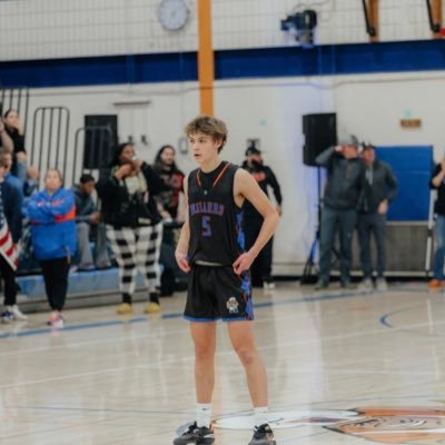 6’1 Guard/Minneapolis Washburn High School/2025/612-512-8589/3.9 GPA