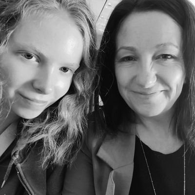 sarahhinchey's profile picture. 