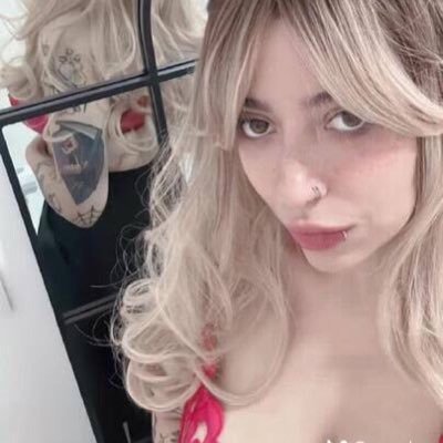 you don’t need to judge me with my look🫠. Kiss or Grab Mistress ❤️🔥