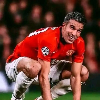 chilling only. Life Goes. Only God I Trust. Simba and Manchester United fan🦁♥️🦁
I play Football⚽️ #FootballForLife