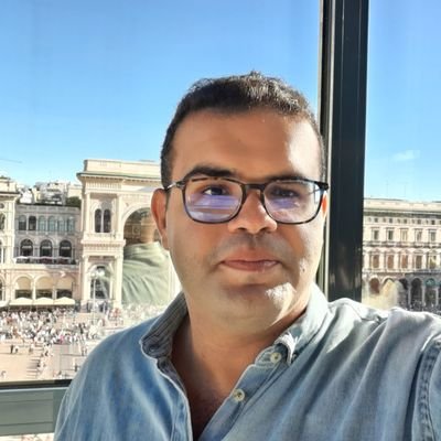 Mechatronics/Safety Engineer, from Tunis. 
Work on developing sustainability assets in the industry. 
Supply Chain &Lean consultant.
I live in Milan, Italy