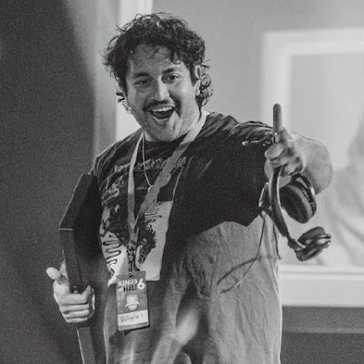Boxx enjoyer
E-gamer for
@OGAGOgaming
#OGAGOisGAMING
he/him
9th in Toronto Melee 😎