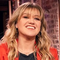 Team Kelly Clarkson 🍷💔☀️(@PieceByPiece_KC) 's Twitter Profile Photo