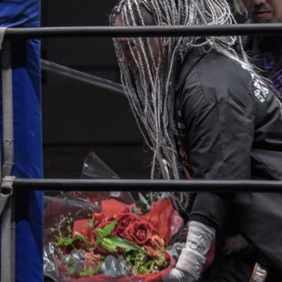 The prettiest deathmatch wrestler you’ve ever seen. Non-binary. Lover of all things violence. —e-fed account.