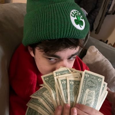 not up to much // it’s a good day to be great // lover of @SamSilver420 // kappnxxl@gmail.com