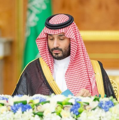 اللهم إن كان رزقي في السماء فأنزله وإن كان
في الأرض فأخرجه وإن كان بعيداً فقربه
وإن كان قريباً فيسره وإن كان قليلاً فكثره وإن
كان كثيراً فبارك لي