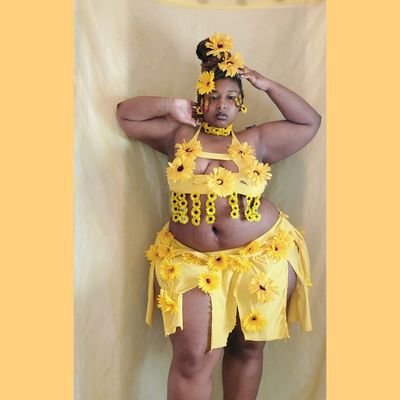 Exclusive_brex3's profile picture. we was young and we was dumb but we had heart -2pac
 |Multifaceted Creator |  
IG exclusivebrex33 🔮sagmoon&sun leo rising🔮
INFJ-T/
life path 2