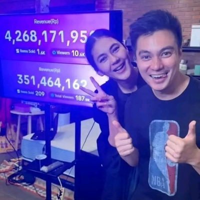 SPESIAL GIVE AWAY BAIM WONG