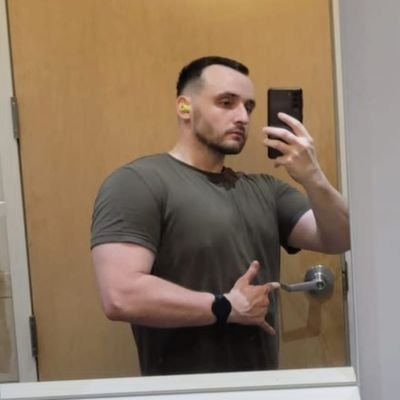 M0RGANIS's profile picture. 🇨🇦 🏔⛷️🥩🎮🏃‍♂️🏋‍♂️
