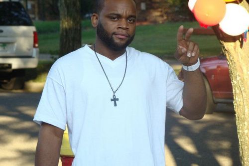 200_plus's profile picture. Hustling is in my blood line