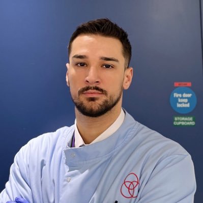 🧠👨🏻⚕️🔪🦠🔬 🚴♂️🏋🏽🏃♂️🏊♂️🏳️🌈 - views my own.
Clinical Neuroscience |Traumatic Brain Injury | Brain Cancer| Bodies, Brains & Minds | Mental Health