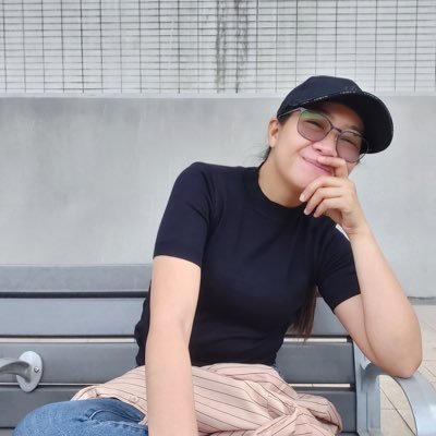 kathnitsuga's profile picture. Posting feelings and random thoughts.