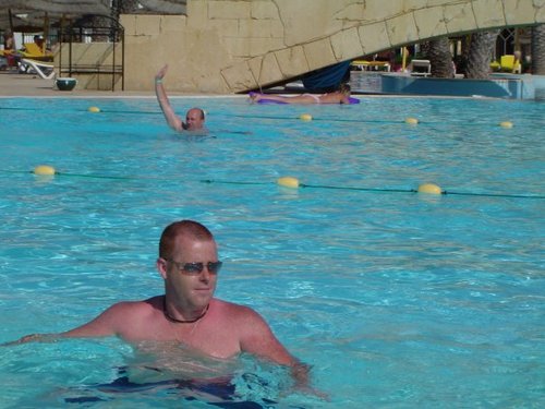 SimonBatehup's profile picture. Chichester taxi driver :) :)