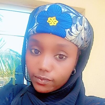 hauwa_Lingo's profile picture. 