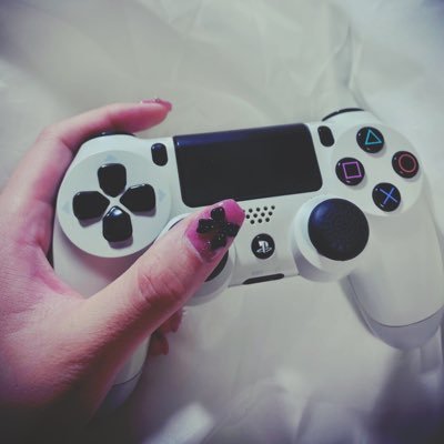 成人済みのApexが好きな人🚺                         純粋にゲームを楽しみたい！