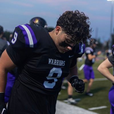 D - line | 6’2 270lbs | 76” Wingspan | Waukee High School | C/O 25’ |