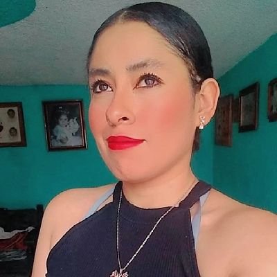 paupaujose's profile picture. No te compliques, disfruta; no te quejes, aprende; no te enojes, sonríe. 😊🌸