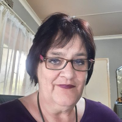 I help individuals achieve financial independence by owning their own digital marketing business. With 200 products to choose from, personalized training,