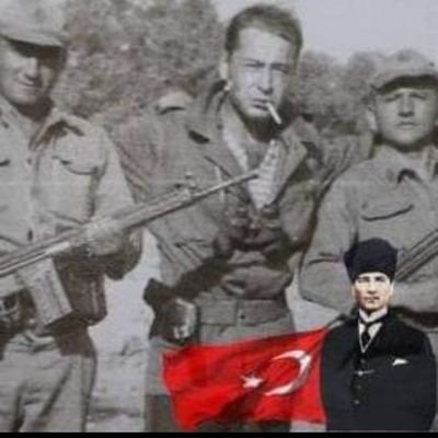 .. MUSTAFA KEMAL in askeri .. 🇹🇷
..çakal gölgesinde aslan gizlenmez,yiğitin gölgesi kendinden olur..BU VATAN UĞRUNA DÜNYANIN ŞAH DAMARINI KESERİZ 🇹🇷