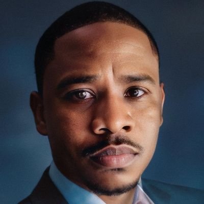 NgoveniGR's profile picture. Writer📝/Literary Fiction Reviewer📚/Short Story Writer✍️/ Novelist 📖