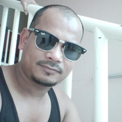 I am nepali .am 39 years old https://t.co/XBZuqHUVgx a currently stayed in malaysia .