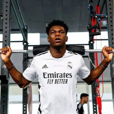 OusseynouB41010's profile picture. 