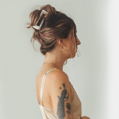 heavygweit's profile picture. cofounder @unofficialrun more active on farcaster @erica