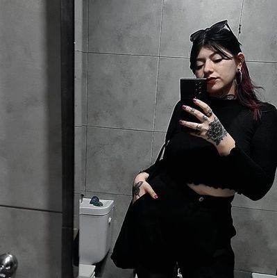 Yoseli96_'s profile picture. 