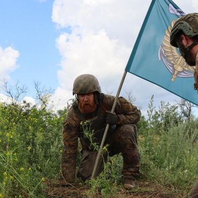 Marine Sergeant 🇺🇦 , From the steppes of Kherson region .
In my blood .. wild field .. and I'm here for it  ! 😑
The support is here 💯