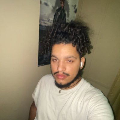 follow my twitch @Trix_WRLD_ I follow back on twitch and twitter