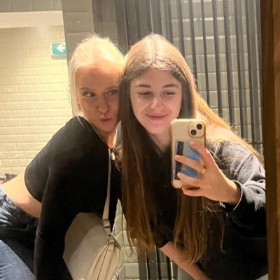 Manon22177754's profile picture. 