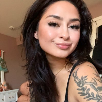 pvssyjuicce's profile picture. patience