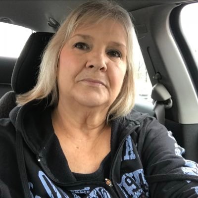 CzarBonnie53299's profile picture. I am a Trumpster !!🇺🇸