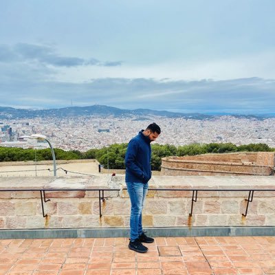 vjain8_'s profile picture. 