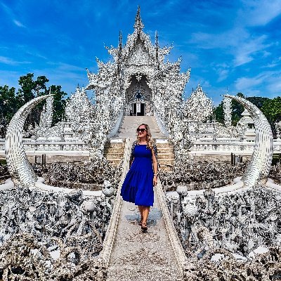Ann 🇨🇦 Travel Blogger
Have less, travel more✌🏻
Road Trips & Travel Tips🌍
Check out the latest on my blog👇