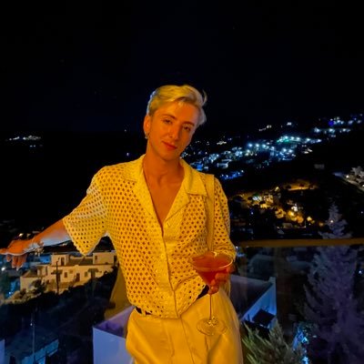 hasancaancakmak's profile picture. 