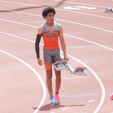 Mojave Highschool| Track and Field| c/o 24              Email- jtbraggs2006@gmail.com                      PR’s: 400m: 52.1 and 200m: 23.6| 3.4 Gpa