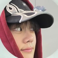 킬라 🌹🥭🏠 (@kyuloveqilla) Twitter profile photo