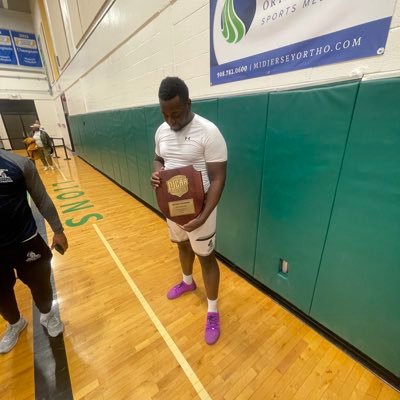 Dave(Olivier) 6’9 F Juco 🇭🇹