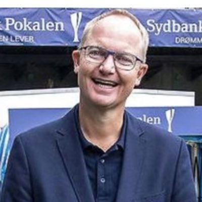 Pro-License. Former coach FC Midtjylland, Agf, SønderjyskE, KRC Genk, IFK Norrkøping . Lecturer in Sport & Leadership.