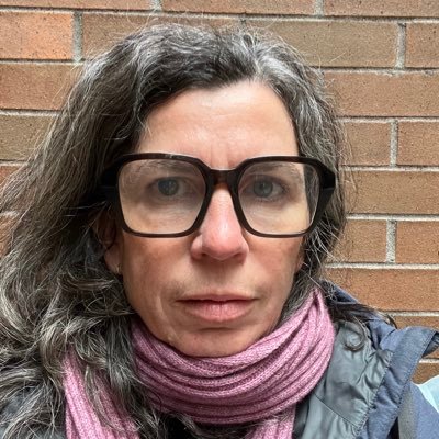 she/her. Author of ‘Living Screens’ about plasticity of melodrama. Book projects: ‘Brow Work: Tastemaking and Networked Being’ & Ruth Park bio. Ed.@AusHumReview