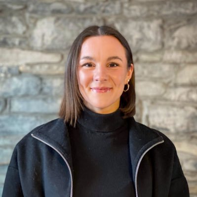 PhD student @QueensuPOLS | @RAS_NSA  Events Coordinator | alumna of @Umontreal & @ubishops | Peace ops, Armed Forces, IR, Gender. | part time solo backpacker.